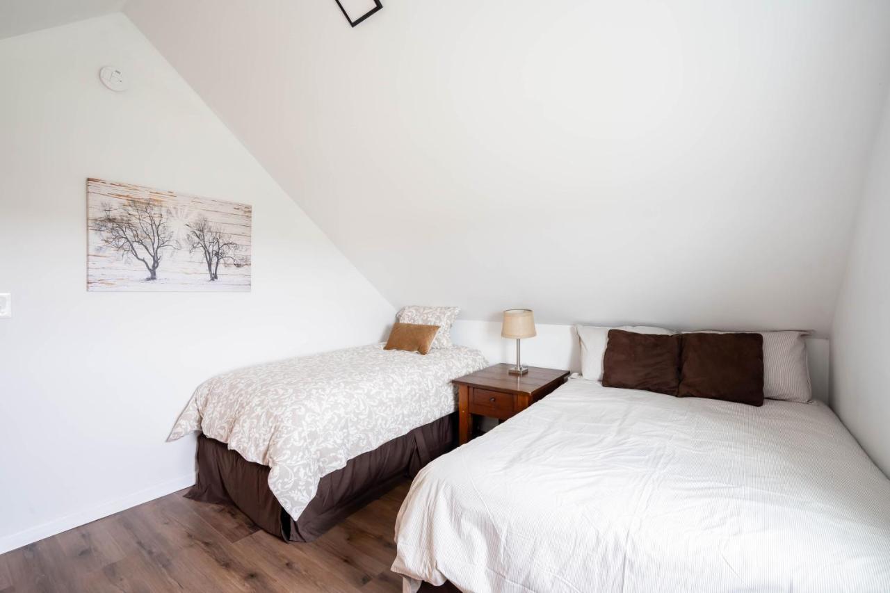 Villa Cordova Retreat - 7 Minutes From The Ark! Williamstown Esterno foto
